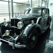 Maybach Zeppelin DS 8