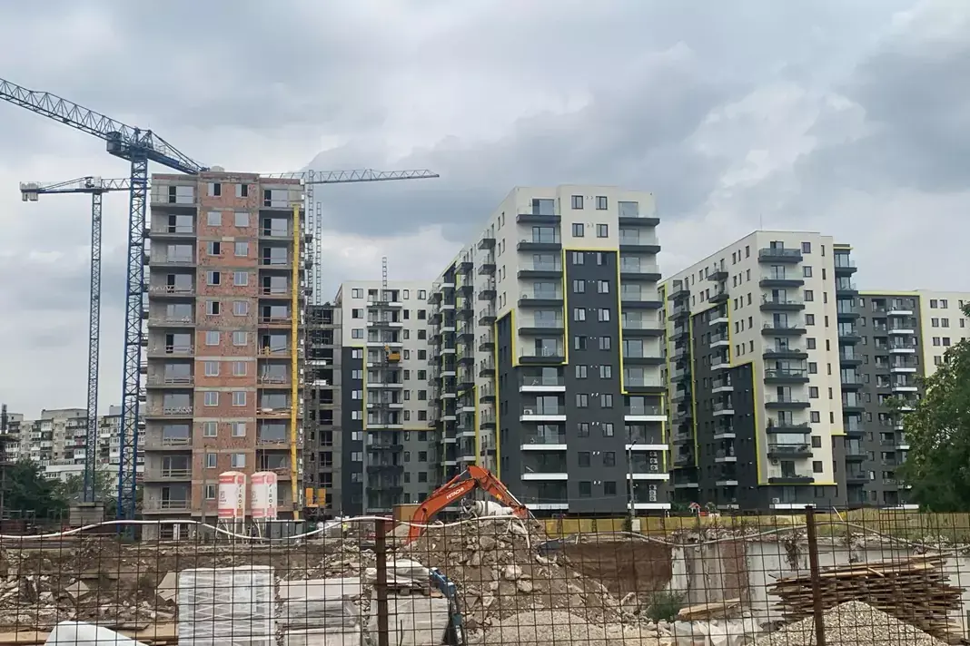 Prețurile apartamentelor au crescut cu 13% în 2025