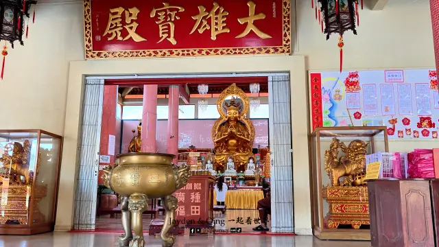 三宝万佛寺11.webp