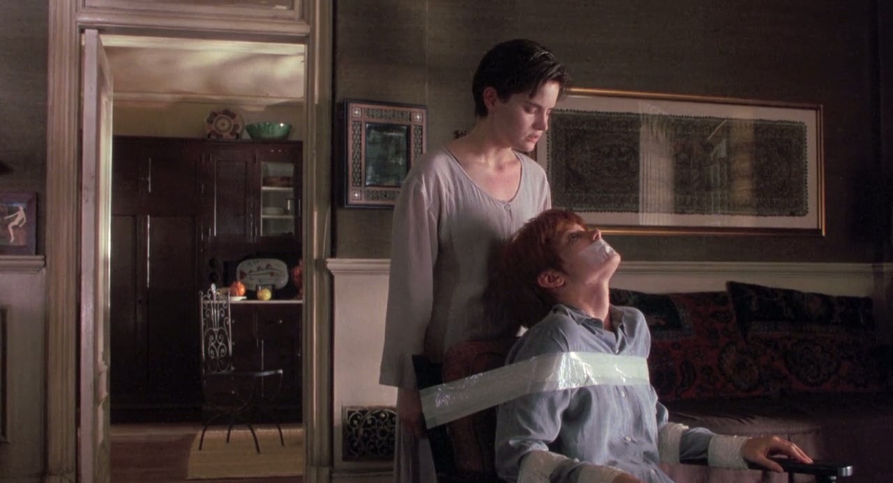 Single White Female Screenshot