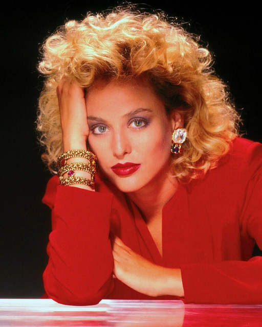 Virginia Madsen2.jpg