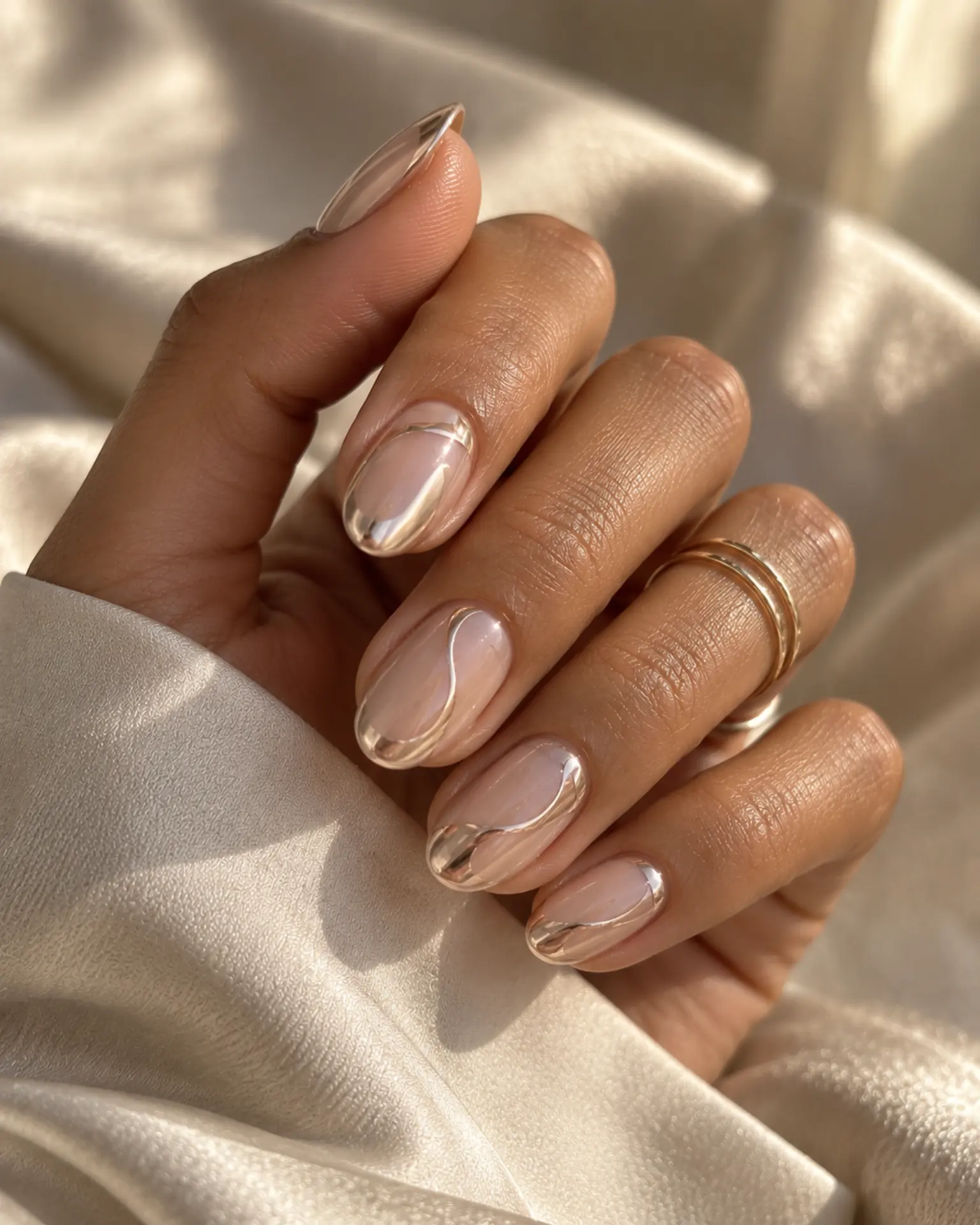 Chrome Fine-Line Swirl manicure inspiration for chrome nail ideas