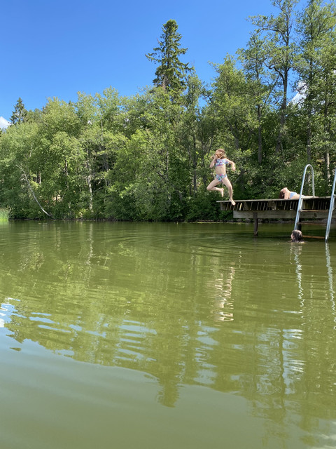 3-C903083-CDF4-4-A3-C-9-C4-A-794-BCAABB3