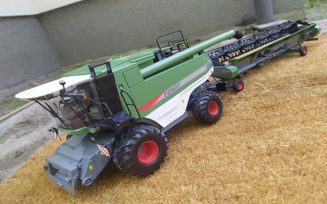21-Walk-Around-Fendt-9460-R
