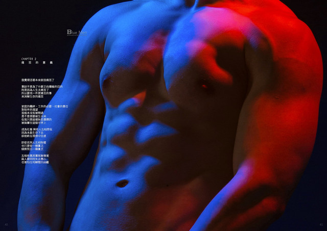 045