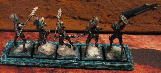 Frost-DS-Standard-Bearer-F.png