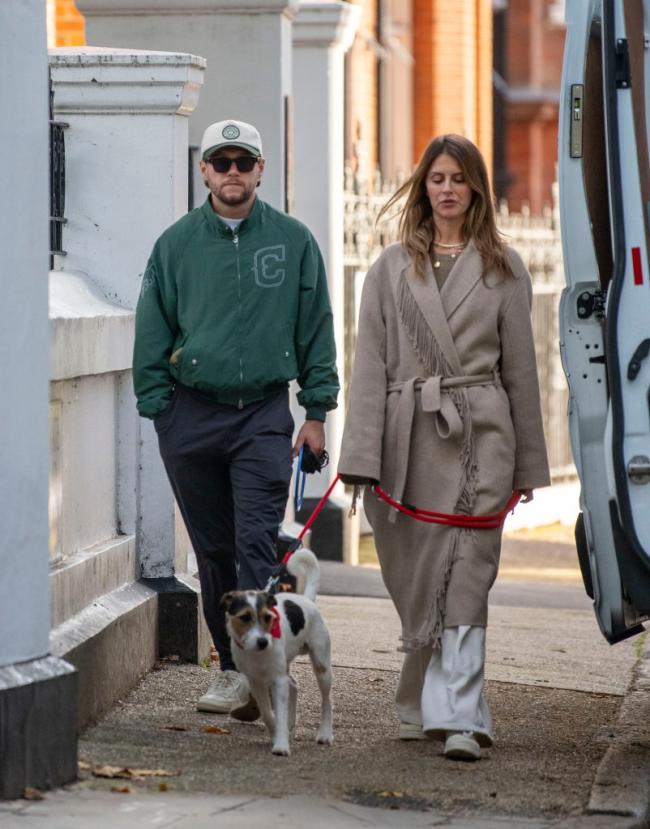 Horan fue fotografiado paseando con su novia Amelia Woolley y su perro en Londres.MJ-Pictures.com / SplashNews.com