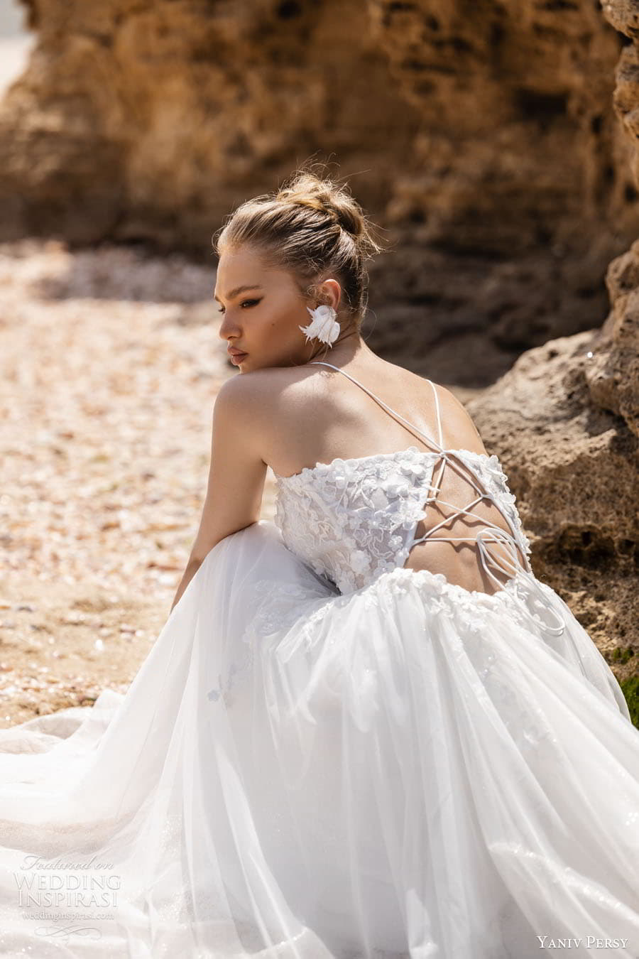 yaniv-persy-2024-destinations-bridal-detached-puff-sleeves-sleeveless-straps-plunging-v-semi-sweethe