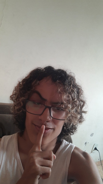 Snapchat-1444539950.jpg