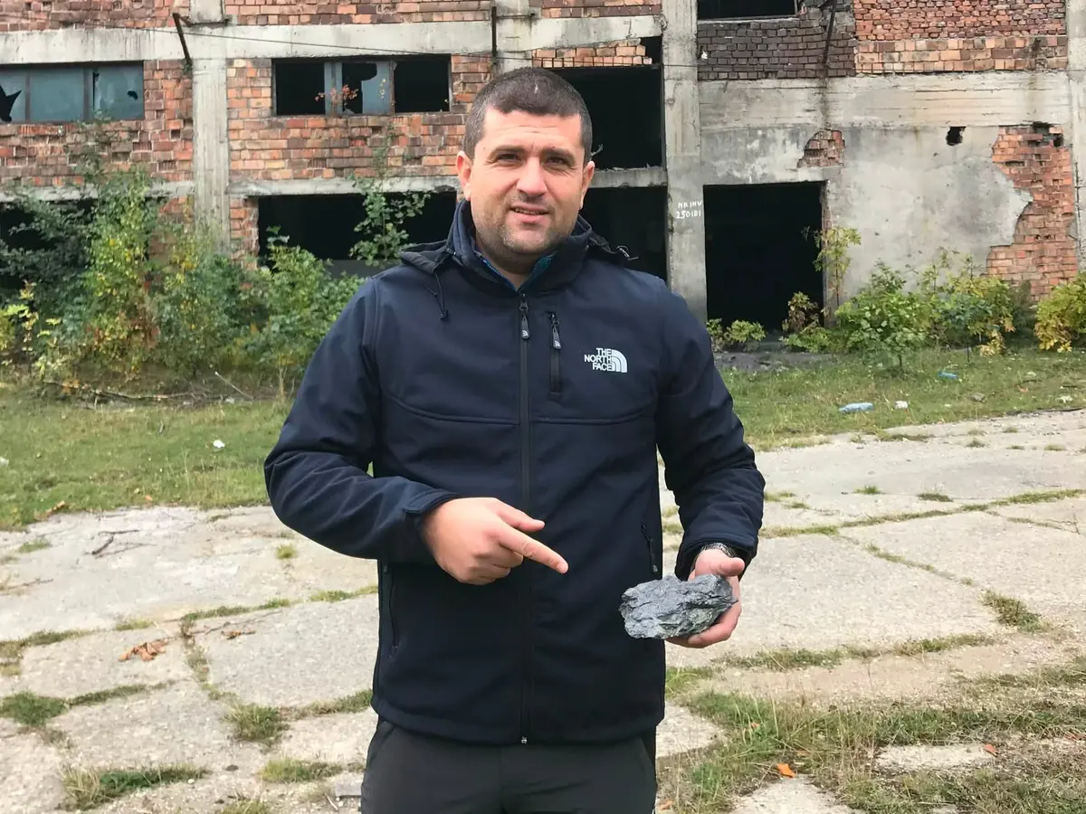 Grafitul de la Baia de Fier: O Resursă Strategică Reintrată în Circuitul Economic al României