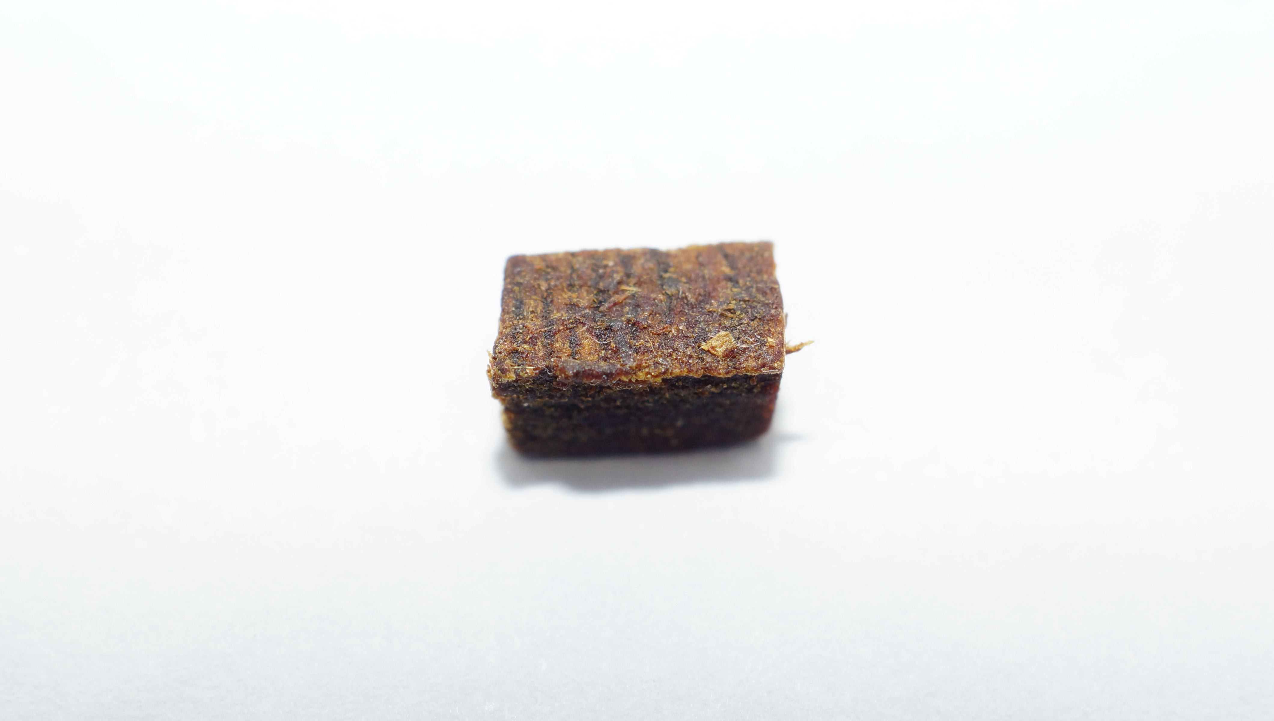[Ouddict.com] Oud Wood
