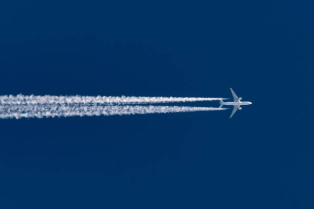 Aviones-volando-12.jpg