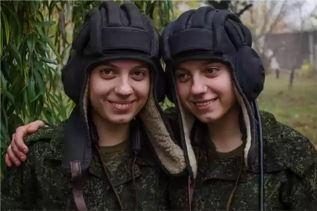 az1.jpg