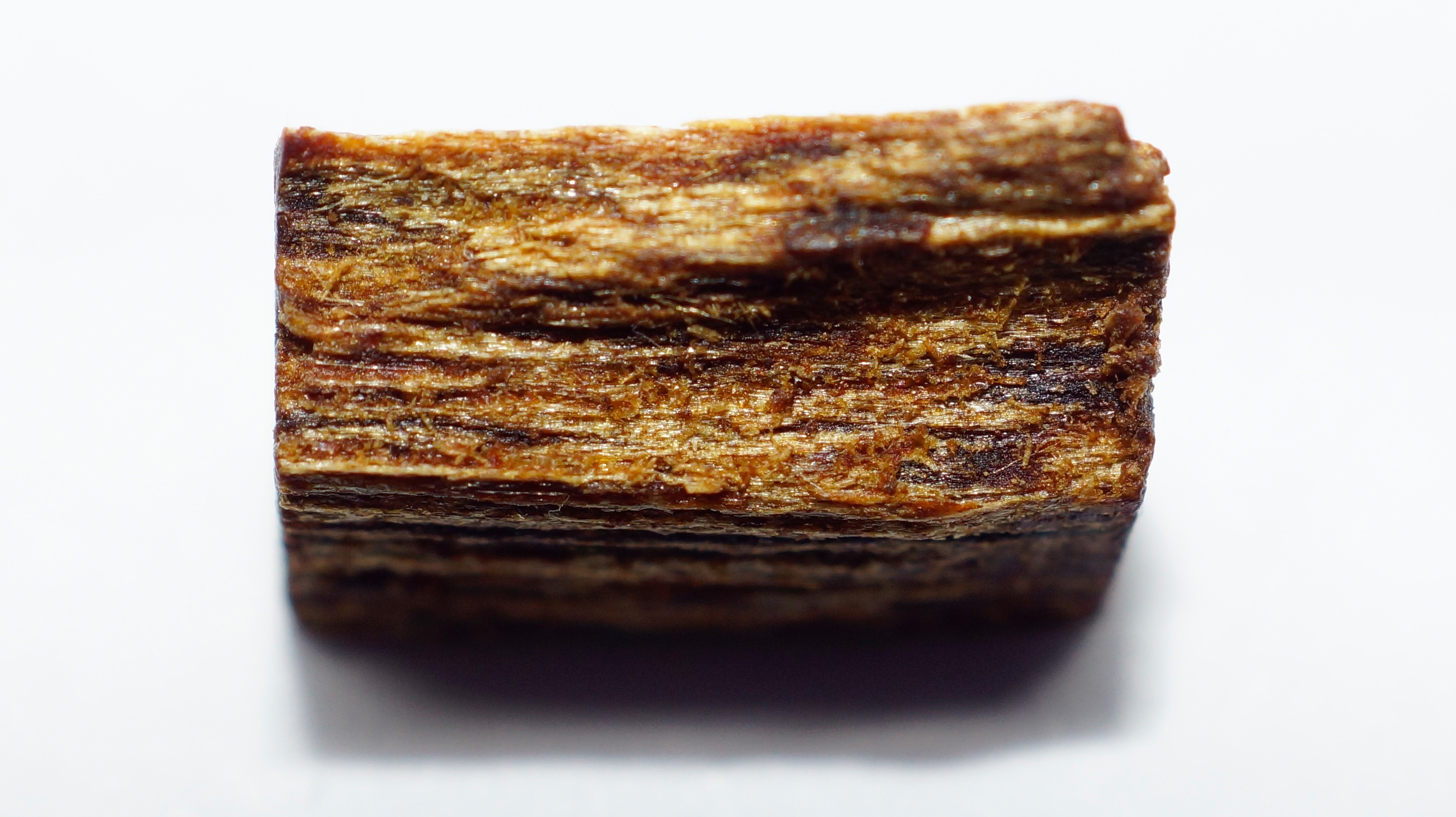 [Ouddict.com] Oud Wood