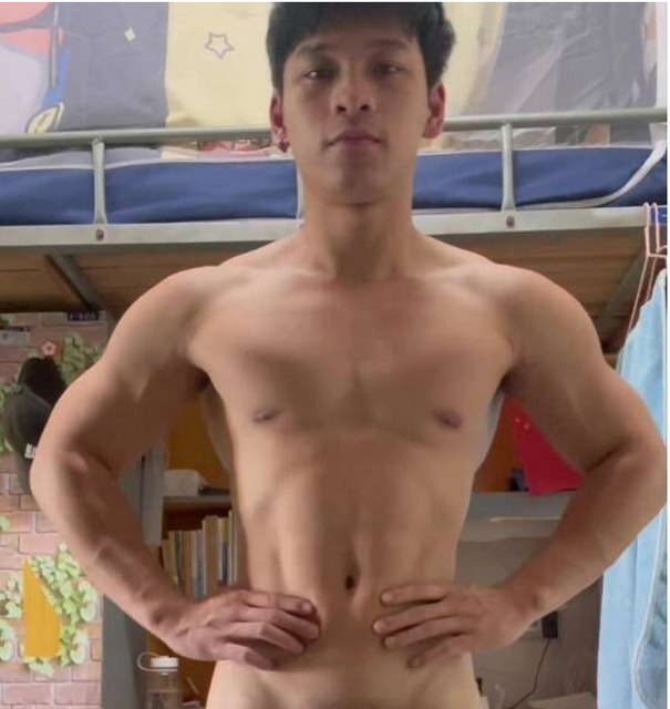 i218  PBJ专访 武汉体育学院  班长