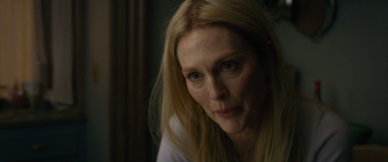 The Woman in the Window Screenshot
