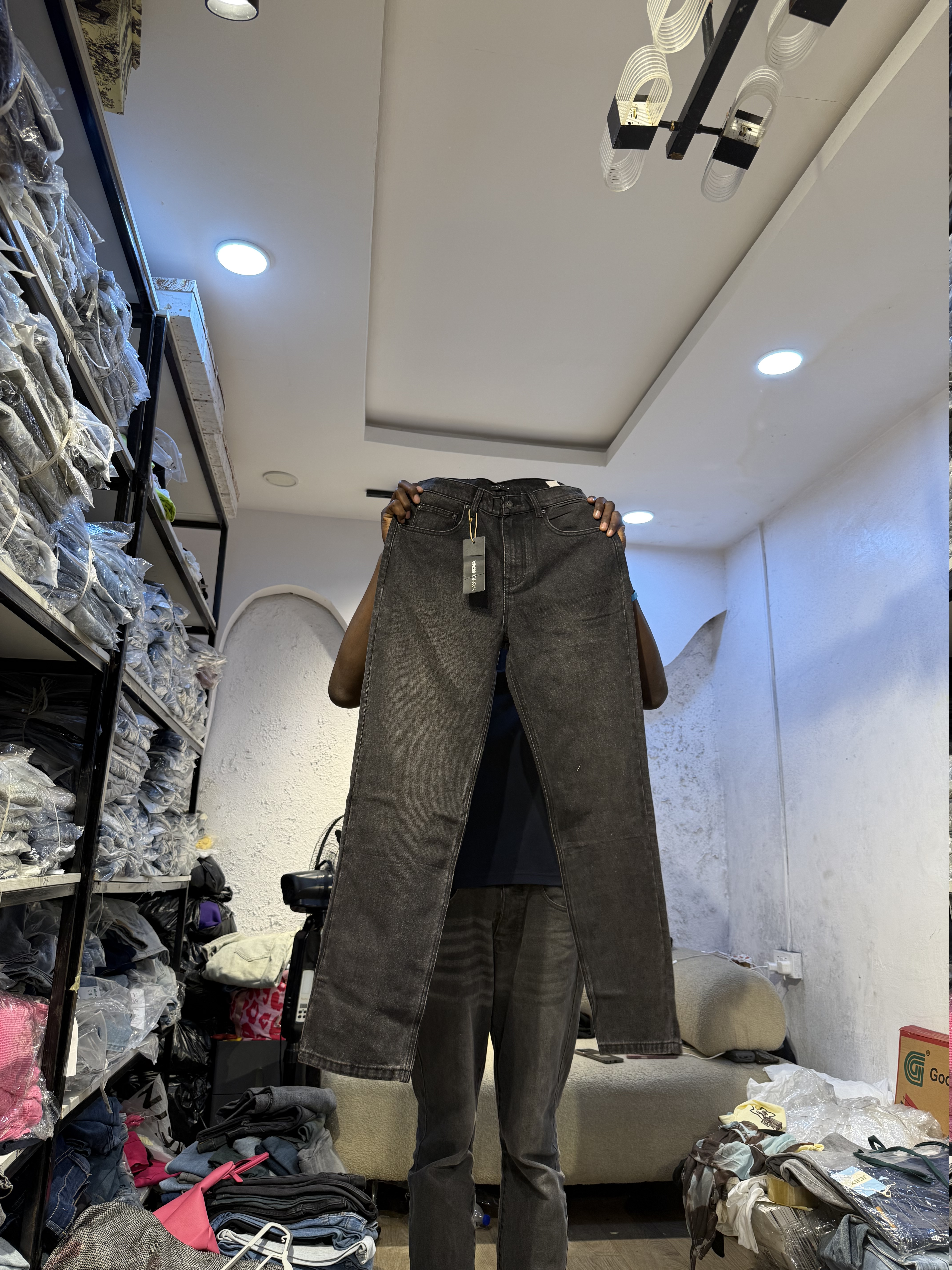 Waist 32