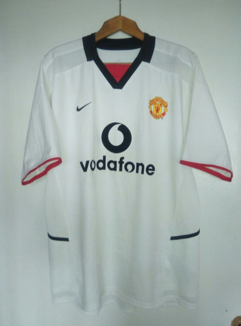 man-utd-02-away2