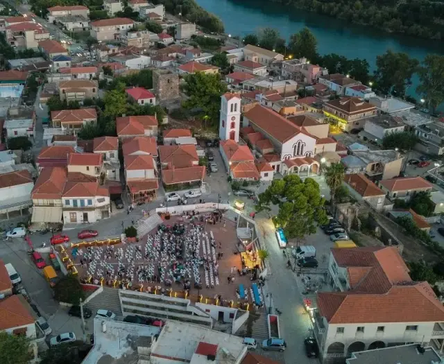 oiniades-katoxi-002