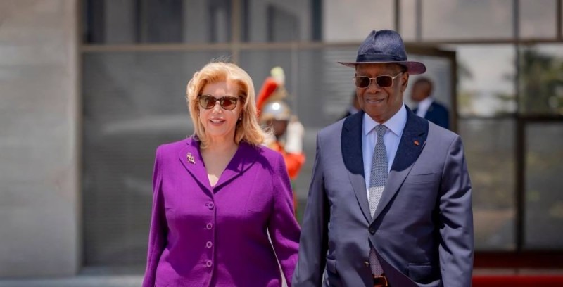 Illustration - Côte d'Ivoire : Alassane Ouattara quitte Abidjan pour la France, le Chef de l'État part au lendemain de ses condoléances aux familles des victimes des inondations, agenda non dévoilé