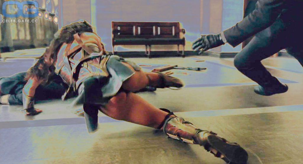 [Image: gal2.jpg]