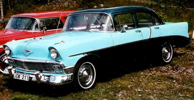 Chevrolet 210 («Two-Ten») — это американский легковой автомобиль, выпускавшийся Chevrolet с 1953 по 1957 год. Он сменил собой модель Styleline DeLuxe. В 1957 году модель 210 была заменена на Biscayne.Модель 210, популярная в 1953—1954 годах, располагалась в середине ценового диапазона полноразмерных Chevrolet, будучи более дешёвой, чем Bel Air, но выше серии 150, благодаря балансу стиля и комфортабельной отделке. 210 имела широкий выбор кузовов, включая кабриолет, хардтоп «Sport Coupe», 2 и 4-дверный седан, а также универсал.Со временем Bel Air становился всё более популярным у американской общественности, постепенно вытесняя серии 150 и 210, поэтому в середине 1955 года Chevrolet вводит модификацию «Sport Coupe» серии 210, которая была на $100 дешевле роскошного Bel Air.

В отличие от серии 150, 210 всегда оснащались такими опциями, как автоматическая трансмиссия «Powerglide», электрические стеклоподъёмники и регулирующиеся сидения. Люксовый универсал 210 Beauville был введён в 1953 году, затем передан серии Bel Air в 1954 году и вновь возвращён в 210 в следующем, 1955 году.Первые два года выпуска модели различались лишь незначительными элементами отделки. На приборных панелях в 1953 году индикаторы указателей поворотов были белого цвета, а в 1954 — зелёного.

Двигатели	Править
Для моделей 1953—1954 годов использовалось два двигателя, оба с верхним расположением клапанов (OHV). Из них более мощным являлся Blue Flame с автоматической трансмиссией Powerglide. Все машины имели 3-ступенчатую автоматическую коробку передач в стандартной комплектации. 1954 год стал последним годом использования 6-вольтовых электрических систем в автомобилях Chevrolet.

235 куб. дюймов «Thrift-King» рядный шестицилиндровый мощностью 108 л. с. (1953 год; МКПП)
235 куб. дюймов «Blue Flame» рядный шестицилиндровый мощностью 115 л. с. (1953 год; Powerglide)
235 куб. дюймов «Blue Flame» рядный шестицилиндровый мощностью 115 л. с. (1954 год; МКПП)
235 куб. дюймов «Blue Flame» рядный шестицилиндровый мощностью 125 л. с. (1954 год; Powerglide)
Трансмиссии	Править
3-ступенчатая механическая синхронизированная;
3-ступенчатая механическая синхронизированная с овердрайвом;
2-ступенчатая автоматическая Powerglide.