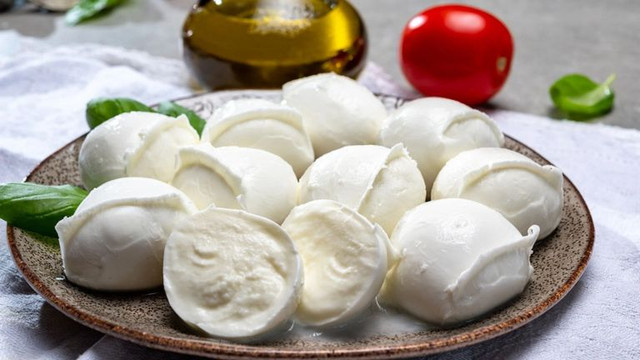 mozzarella-teller.jpg