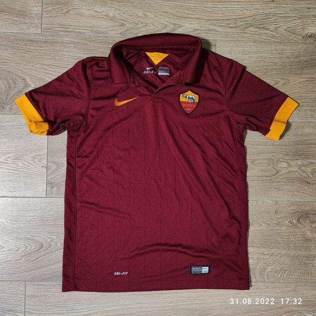 roma-15-home-small-pull.jpg