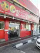 مطعم كفتيريا الشباب لتقديم الوجبات