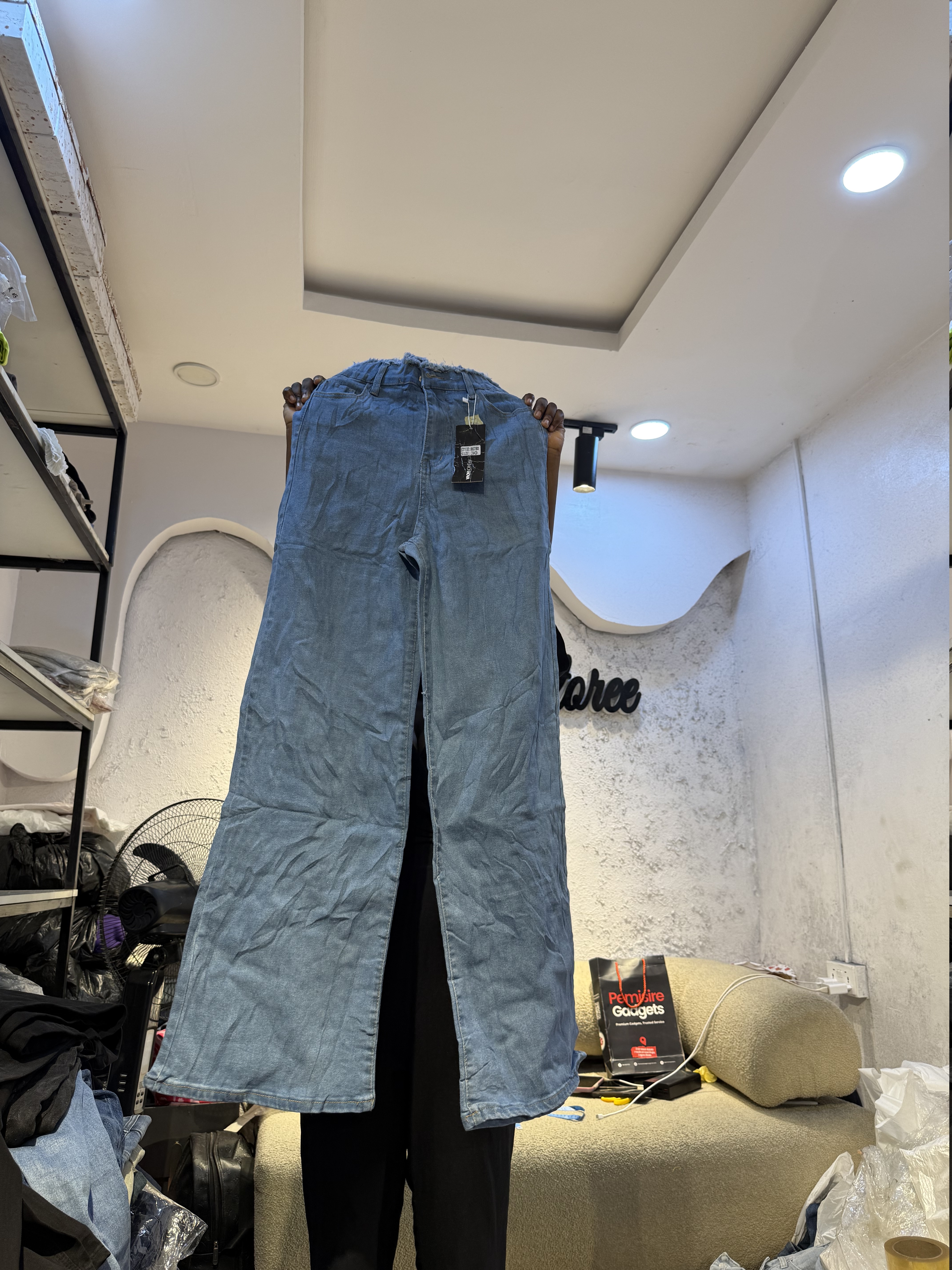 Waist 30