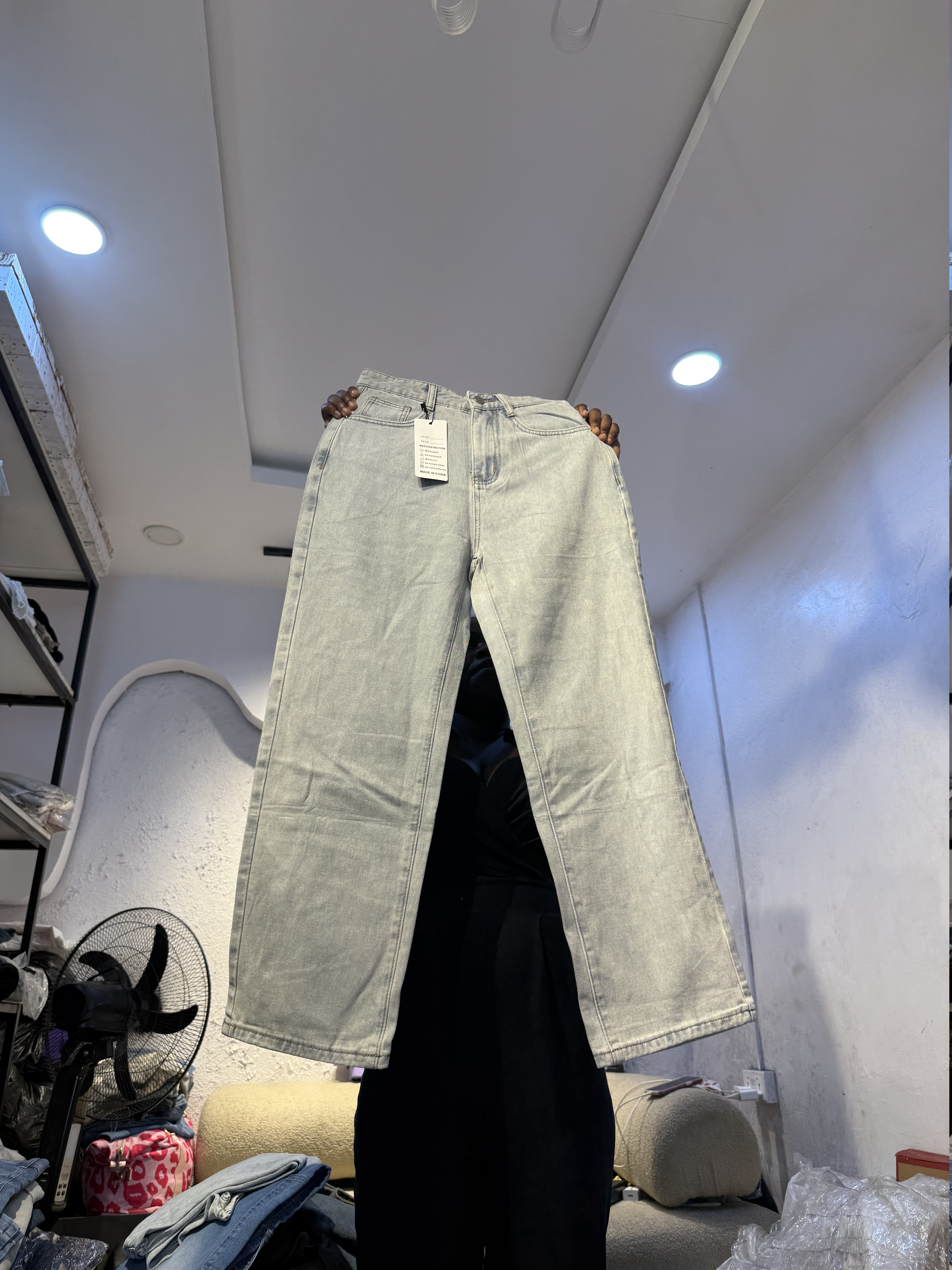 Waist 28