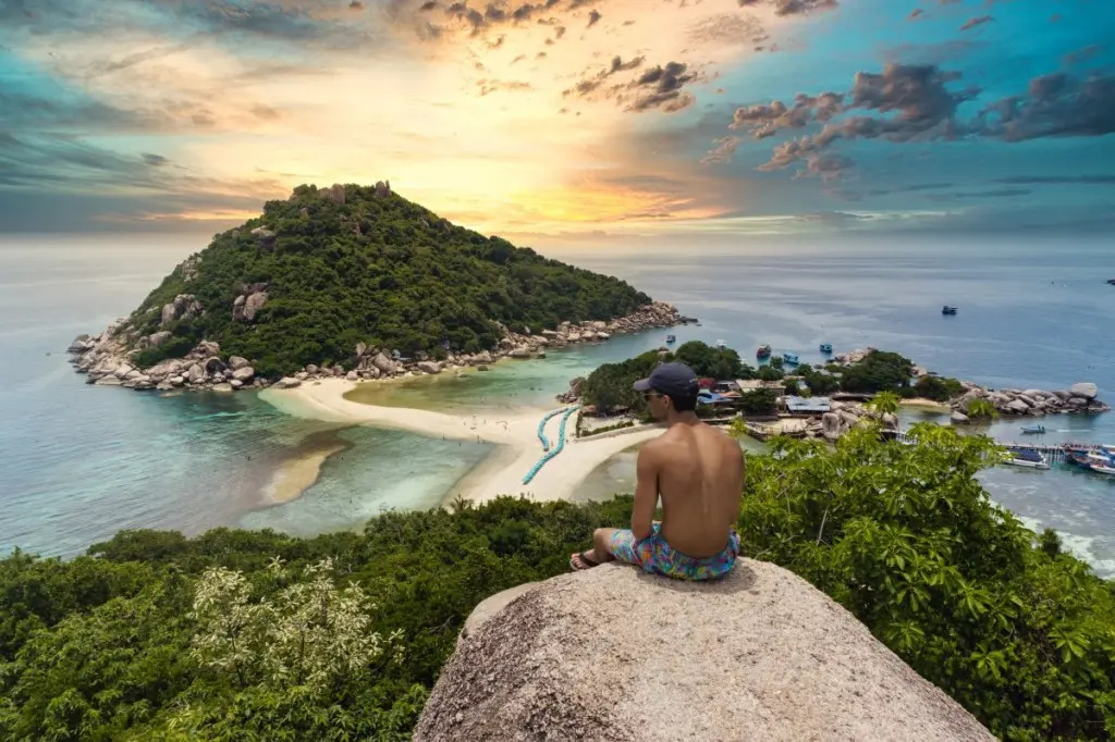 Thailanda relansează taxa de turism de 14 dolari după șase ani de gâlcii