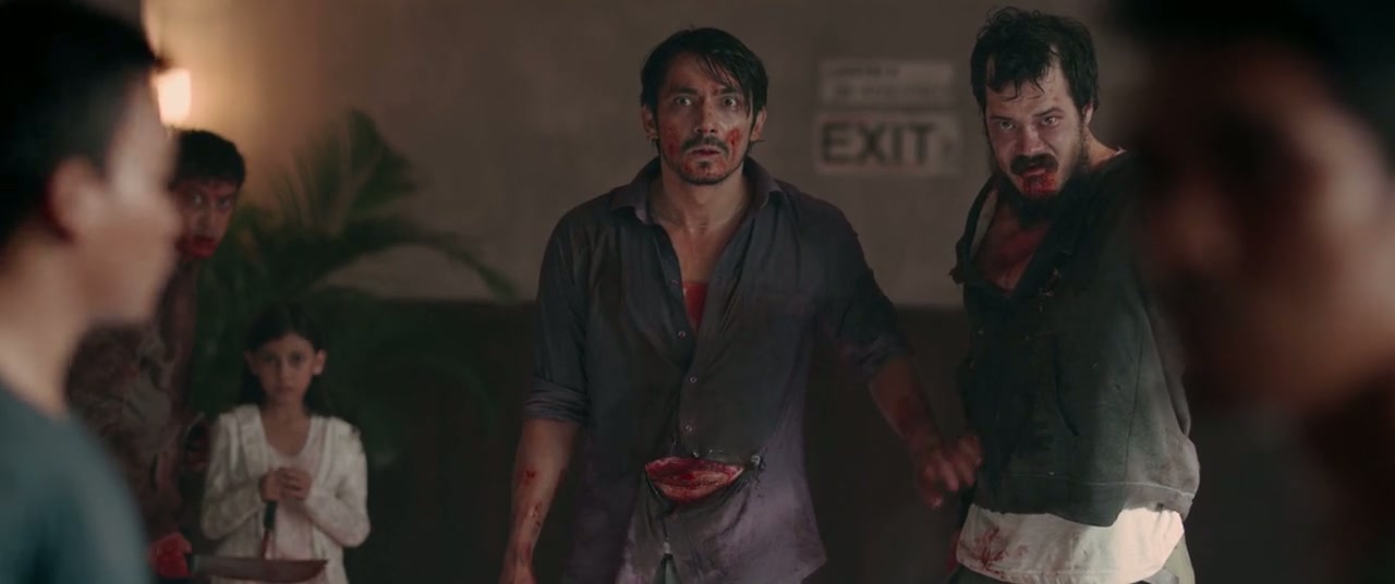 The Night Comes for Us Screenshot