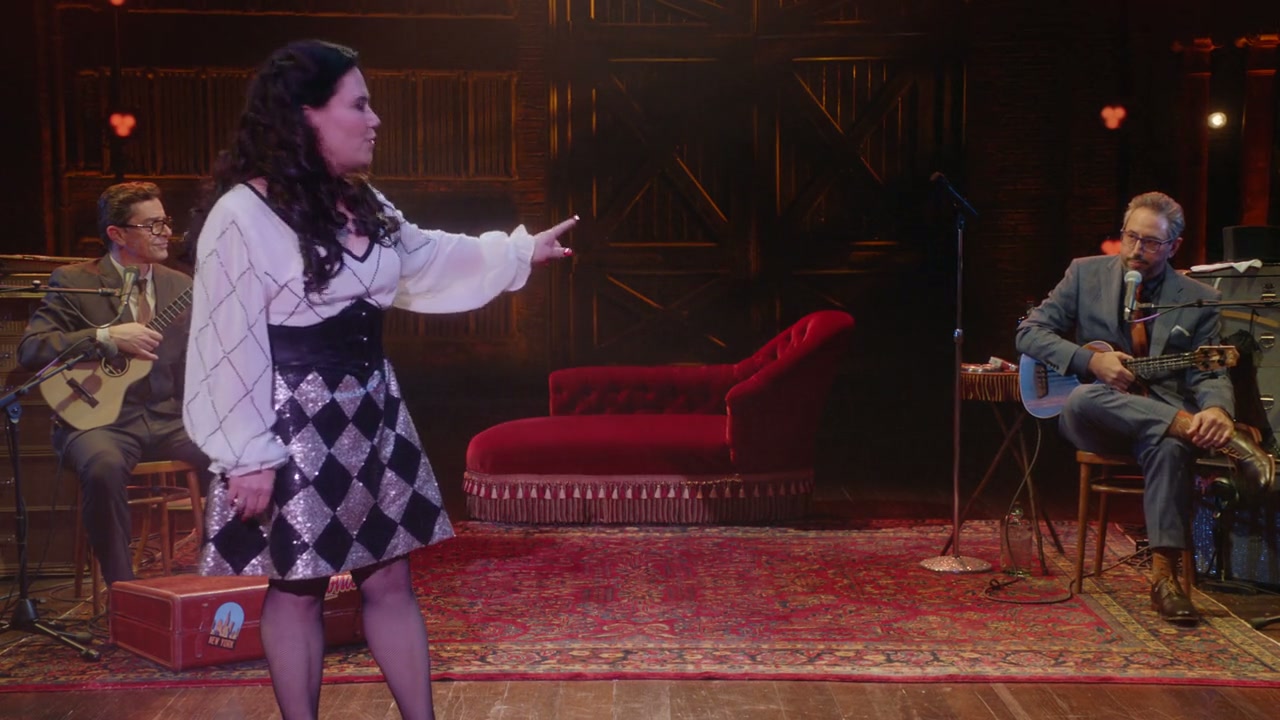 Alex Borstein: Corsets & Clown Suits Screenshot