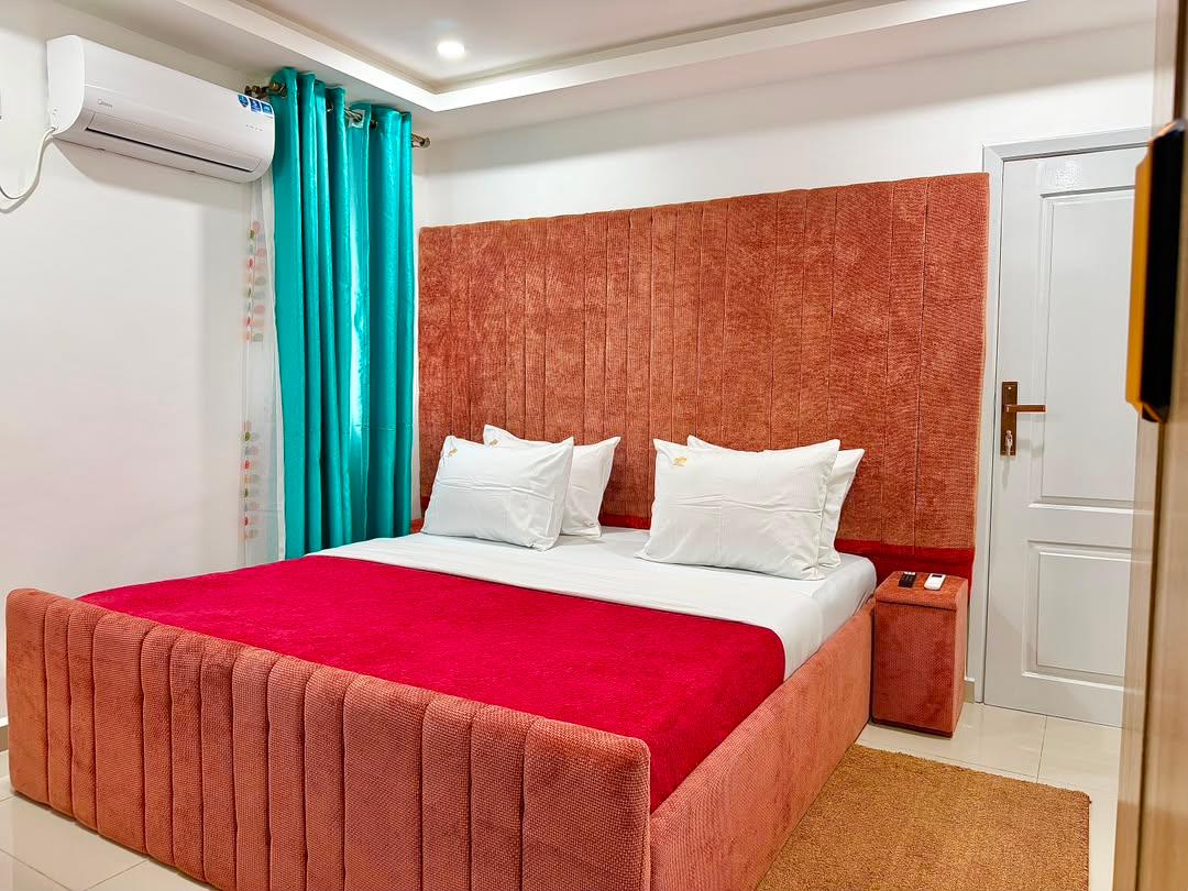 Studio meublé à louer à Logpom, Douala - 35000 FCFA/nuit