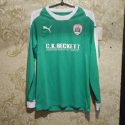 Barnsley-GK-green-LS
