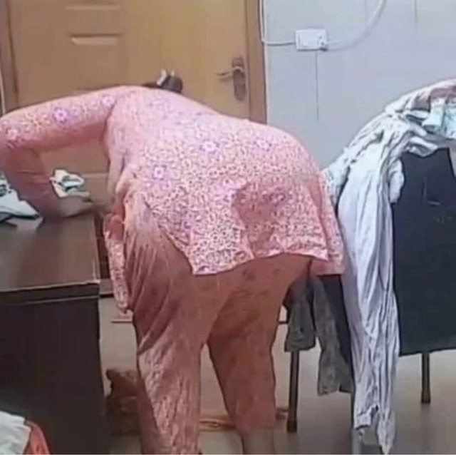 Wife Mom Aunty ki incest dunia with pics & Gifs