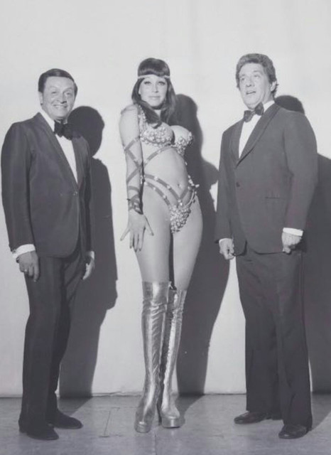 MORIA CASAN 2