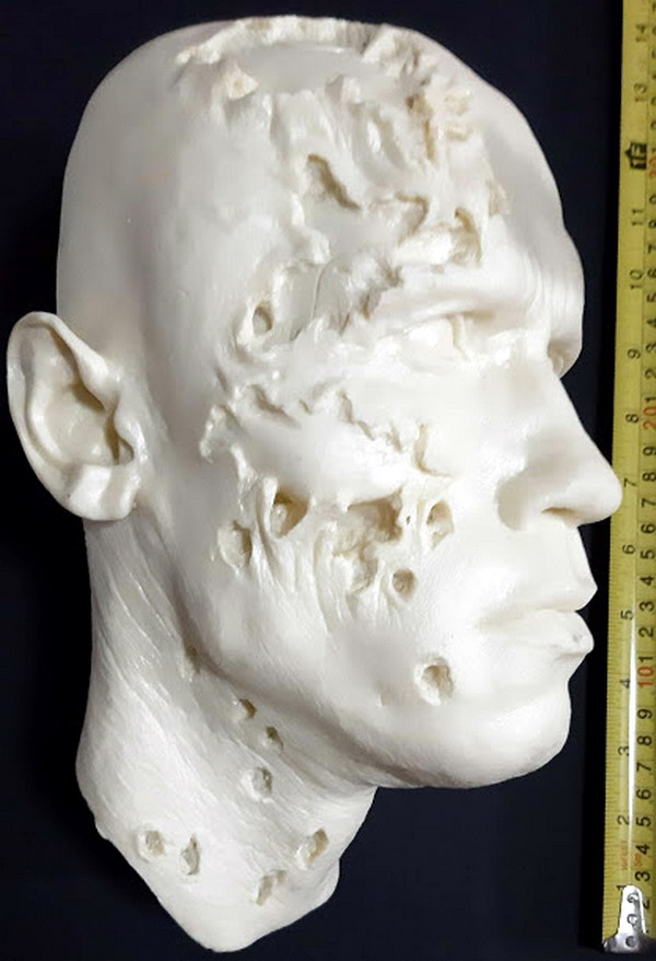 t800face2