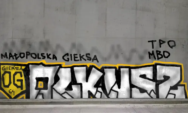 Graffiti artwork by GieKSaTauzen
