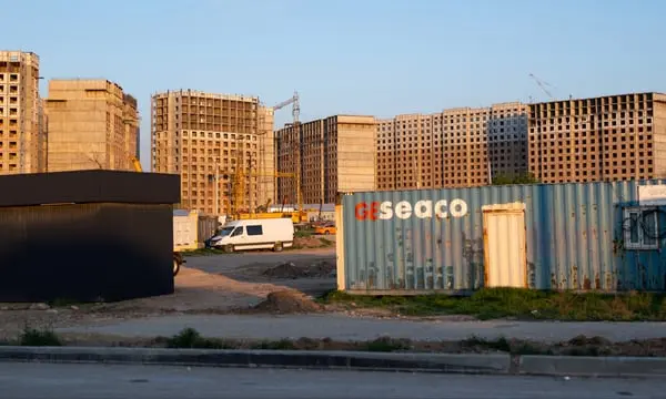 Concrete and Nature: Eco-Brutalist Resilience in Central Asia