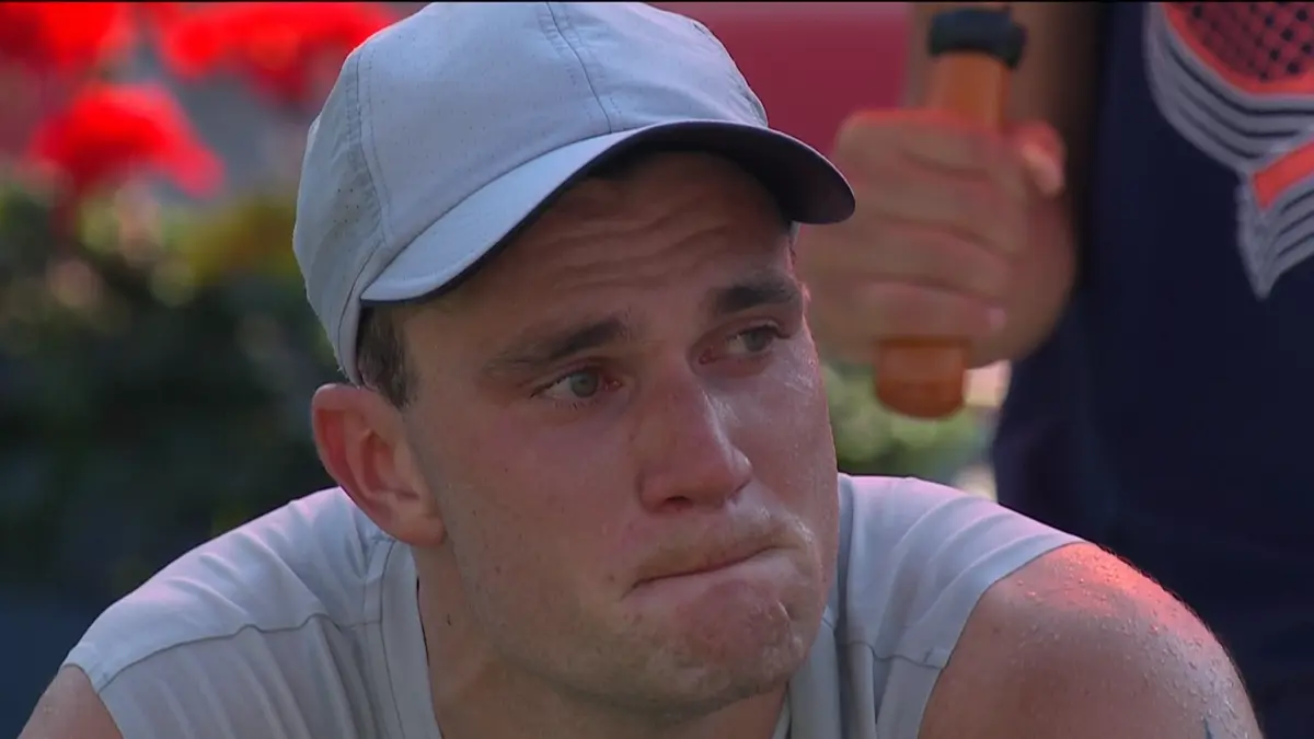 British Tennis Player Jack Draper Suffers Emotional Loss and Apparent Injury in Montreal