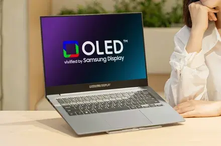 Samsung Unveils Brighter, More Durable Laptop Displays