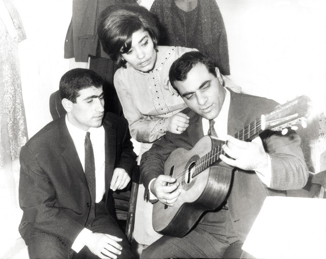 1964