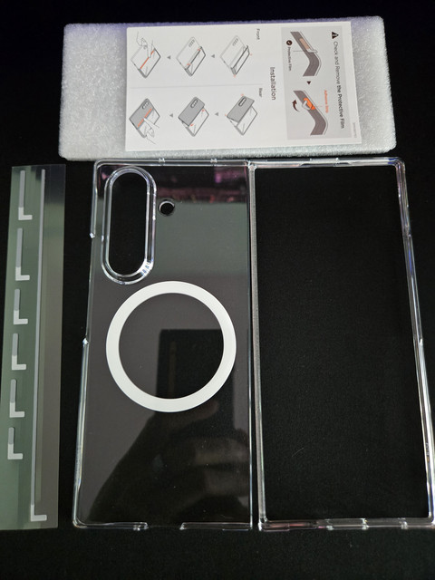 Spigen-case-1