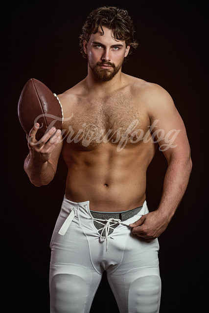 Zachary-Kane-Fox427.jpg
