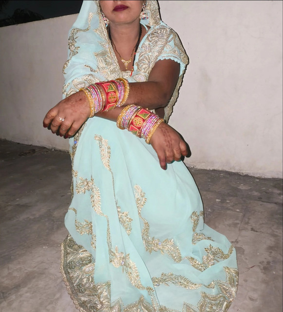 Wife Mom Aunty ki incest dunia with pics & Gifs