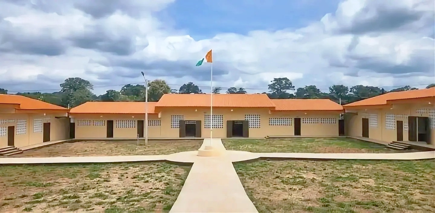 Illustration - Pengakro inaugure son premier collège moderne, fruit de la mobilisation d'une diaspora villageoise