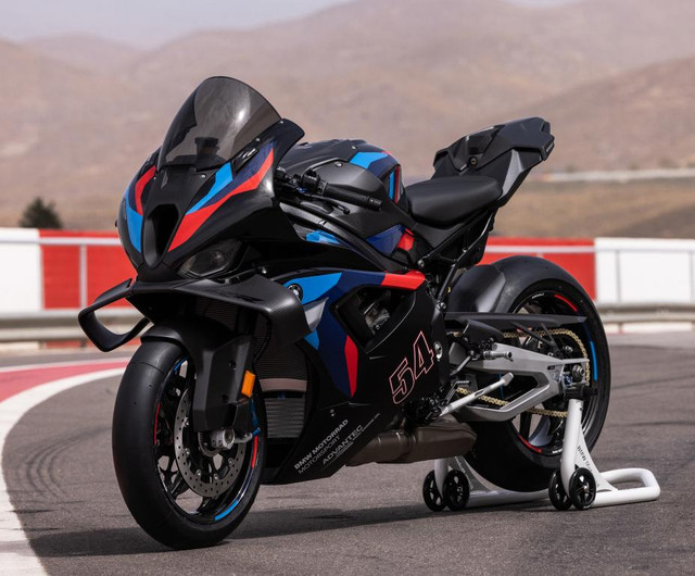 bmw-m1000rr