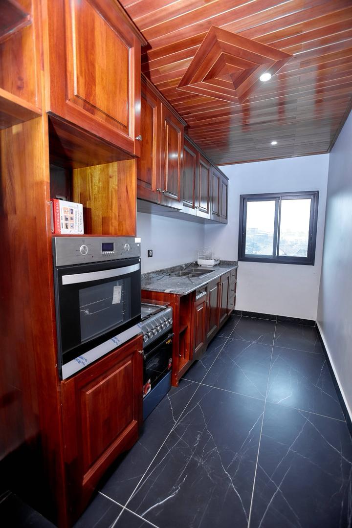Bureau à louer à Yaoundé - 2744000 FCFA/Mois